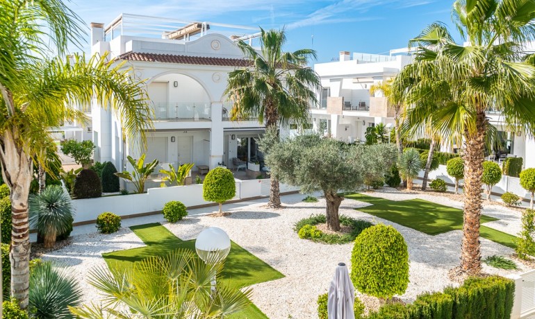 Herverkoop - Villa -
Cuidad Quesada* - CIUDAD QUESADA