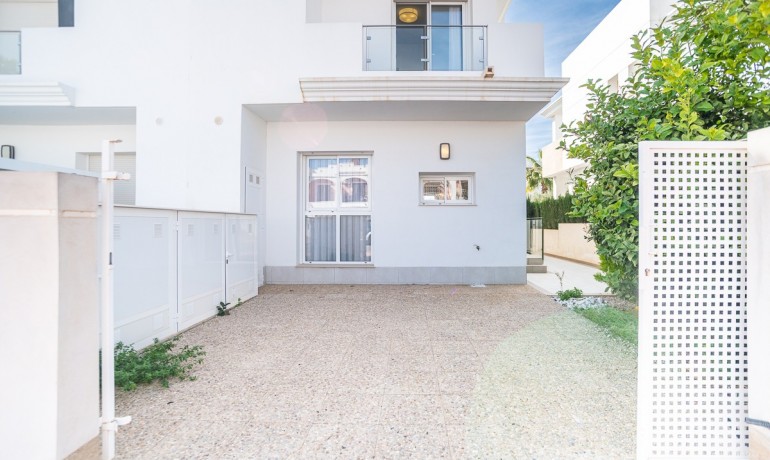 Herverkoop - Villa -
Cuidad Quesada* - CIUDAD QUESADA