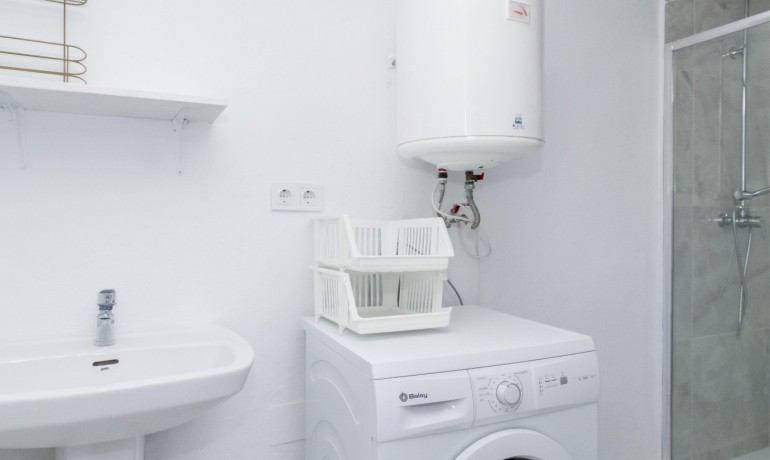 Herverkoop - Huis -
Orihuela Costa* - La Zenia*