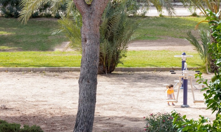 Herverkoop - Huis -
Orihuela Costa* - La Zenia*