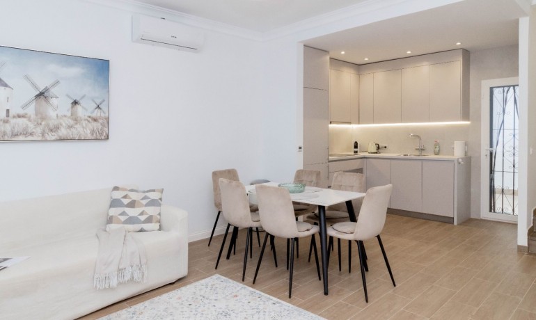 Sale - House -
Orihuela Costa* - La Zenia- Orihuela costa