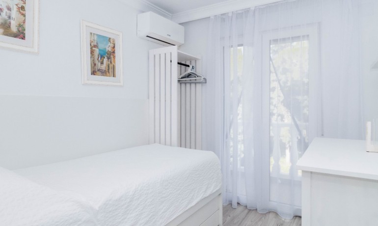 Sale - House -
Orihuela Costa* - La Zenia- Orihuela costa