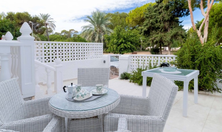 Sale - House -
Orihuela Costa* - La Zenia- Orihuela costa