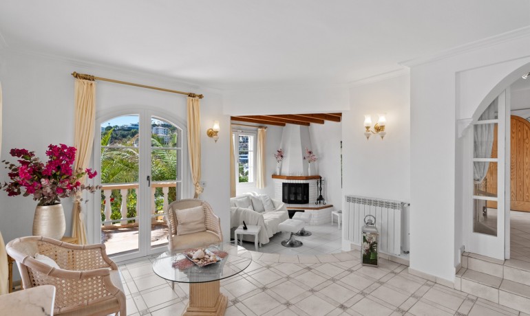 Herverkoop - Villa -
Port d'Andratx - Andratx