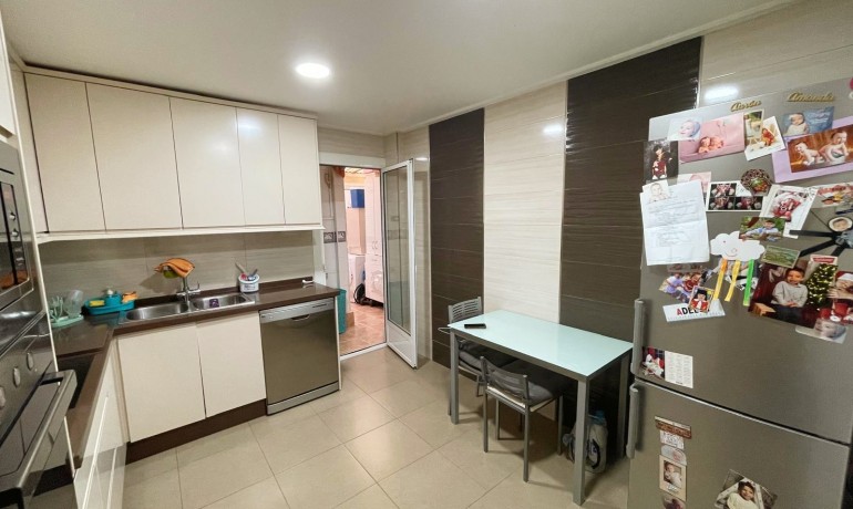 Herverkoop - Appartement / Flat -
Rojales