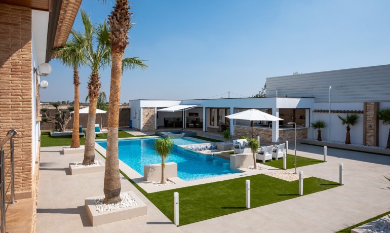 Herverkoop - Villa -
Jerónimo y Avileses - Jerónimo y Avileses - Town