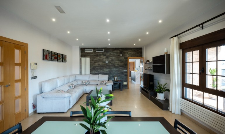 Herverkoop - Villa -
Jerónimo y Avileses - Jerónimo y Avileses - Town