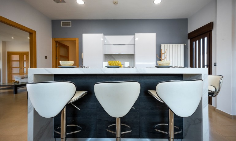 Herverkoop - Villa -
Jerónimo y Avileses - Jerónimo y Avileses - Town