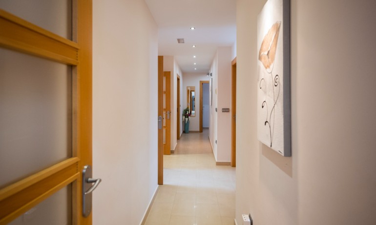 Herverkoop - Villa -
Jerónimo y Avileses - Jerónimo y Avileses - Town