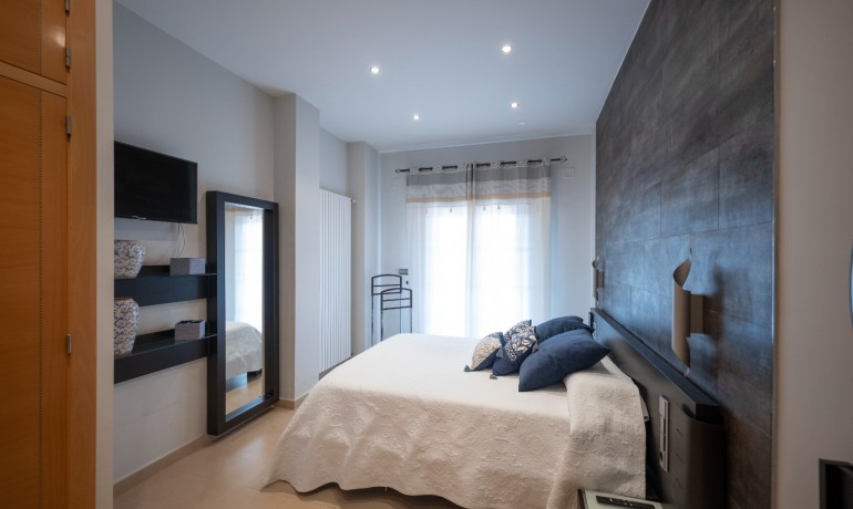 Herverkoop - Villa -
Jerónimo y Avileses - Jerónimo y Avileses - Town