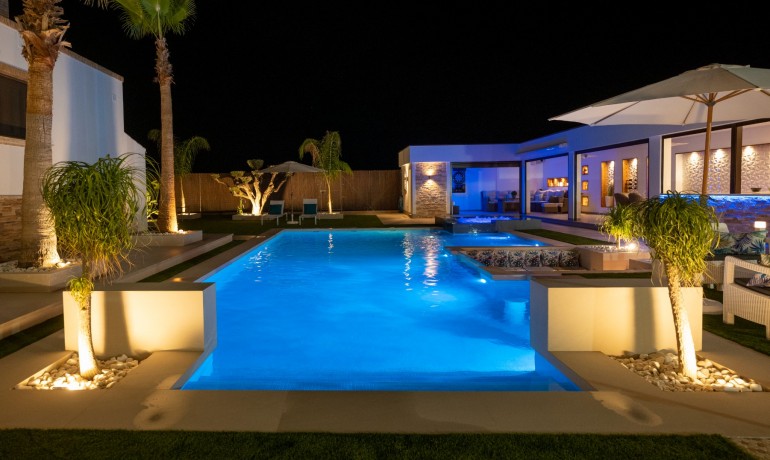 Herverkoop - Villa -
Jerónimo y Avileses - Jerónimo y Avileses - Town