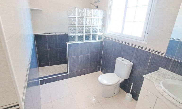 Herverkoop - Finca / Landgoed -
Catral - Catral - Country