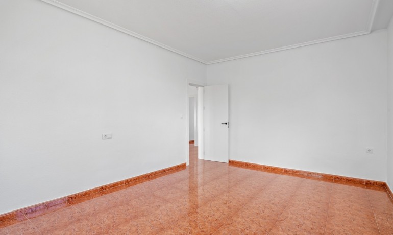 Herverkoop - Finca / Landgoed -
Dolores - Dolores - Town