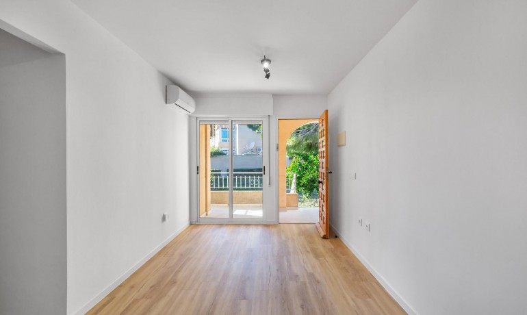 Herverkoop - Appartement / Flat -
Torrevieja* - Torreblanca