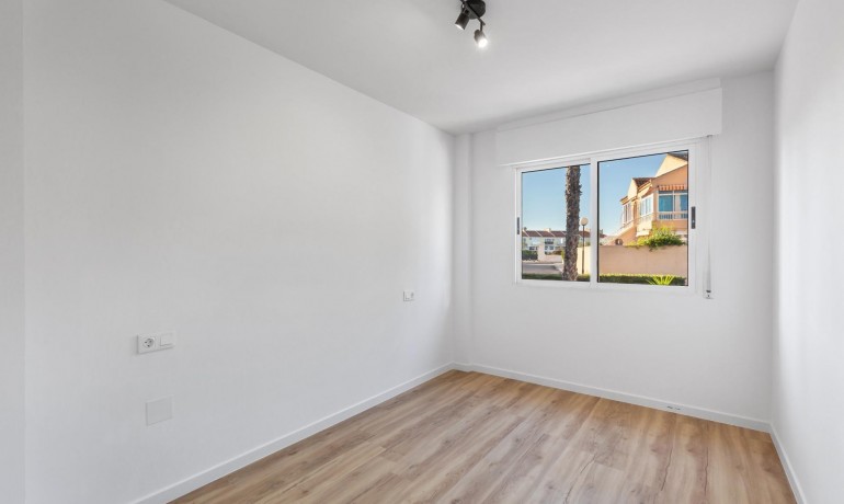 Herverkoop - Appartement / Flat -
Torrevieja* - Torreblanca