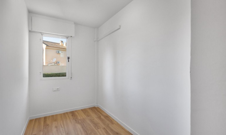 Herverkoop - Appartement / Flat -
Torrevieja* - Torreblanca