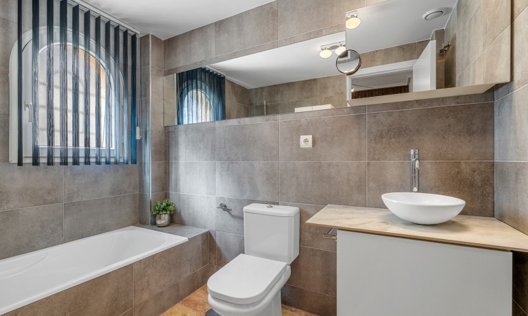 Herverkoop - Apartment / Flat * -
Altea* - Mascarat*