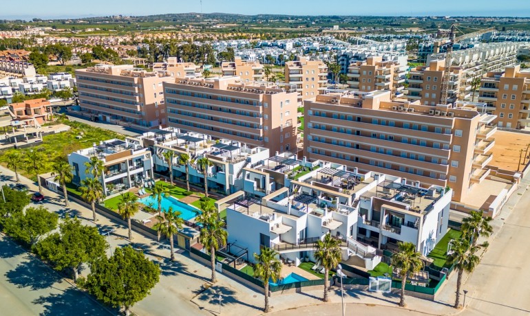 Herverkoop - Apartment / Flat * -
Guardamar del Segura* - El Raso*