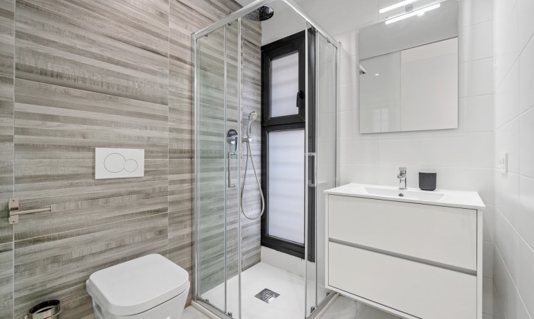 Herverkoop - Apartment / Flat * -
Guardamar del Segura* - El Raso*