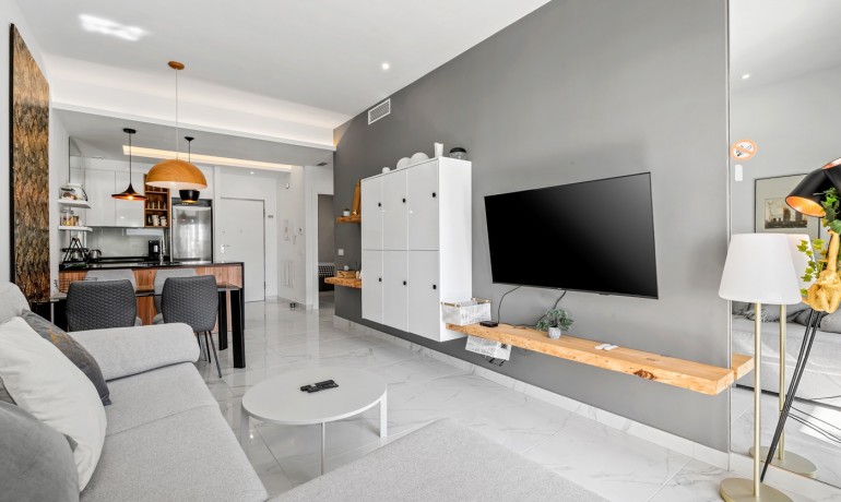 Herverkoop - Apartment / Flat * -
Guardamar del Segura* - El Raso*