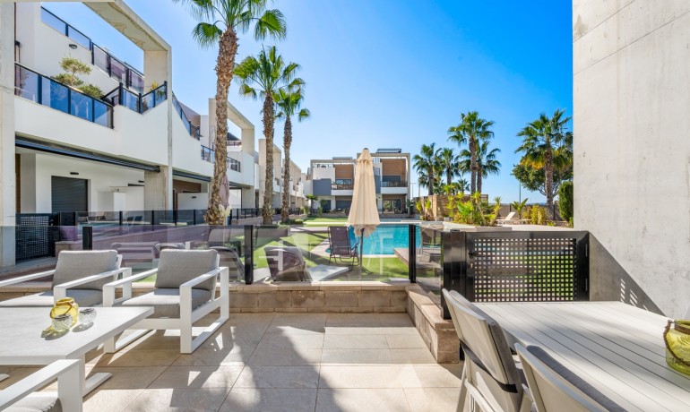 Herverkoop - Apartment / Flat * -
Guardamar del Segura* - El Raso*