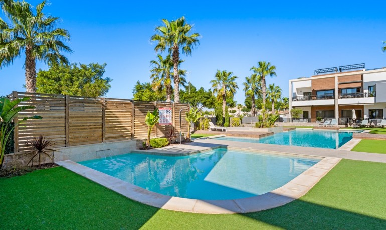 Herverkoop - Apartment / Flat * -
Guardamar del Segura* - El Raso*