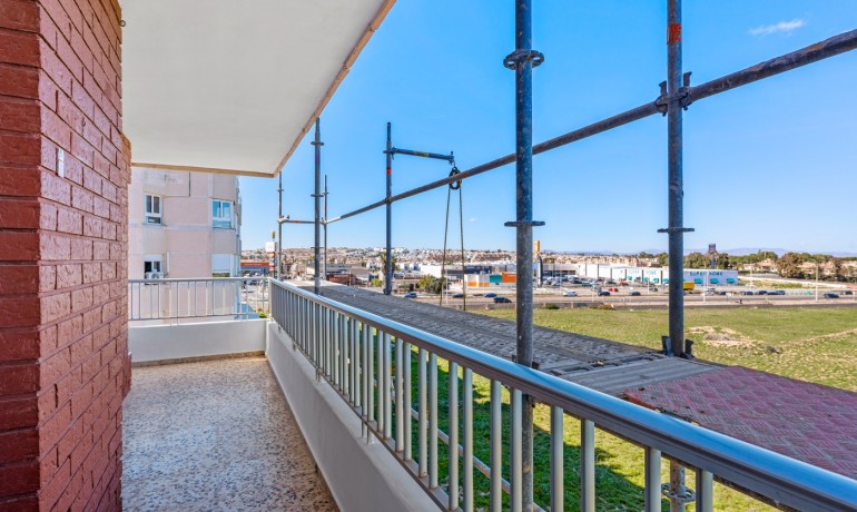 Herverkoop - Appartement / Flat -
Orihuela Costa* - Punta Prima