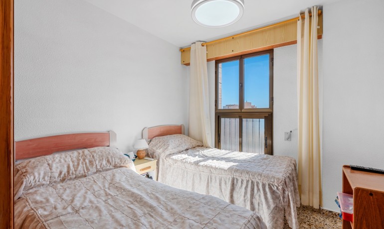 Herverkoop - Appartement / Flat -
Arenales del Sol - Segunda linea playa