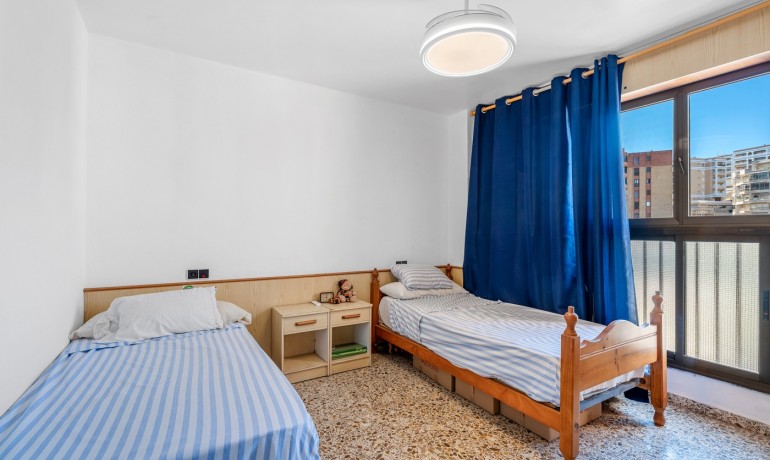 Herverkoop - Appartement / Flat -
Arenales del Sol - Segunda linea playa