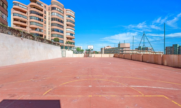 Herverkoop - Appartement / Flat -
Arenales del Sol - Segunda linea playa