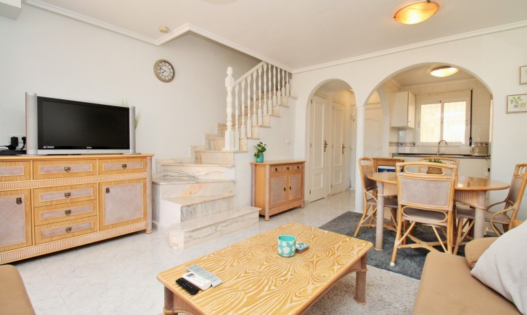 Herverkoop - Huis -
Playa Flamenca