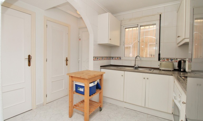 Herverkoop - Huis -
Playa Flamenca