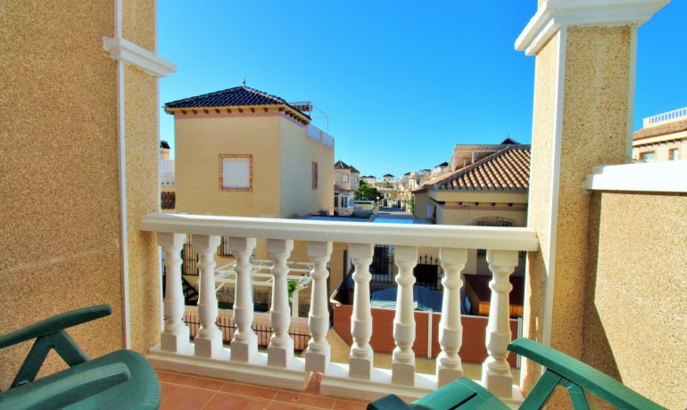 Herverkoop - Huis -
Playa Flamenca