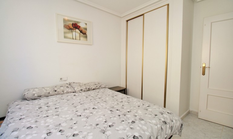 Herverkoop - Huis -
Playa Flamenca