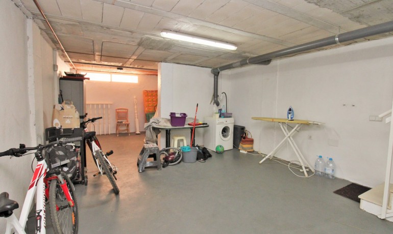 Herverkoop - Huis -
Playa Flamenca