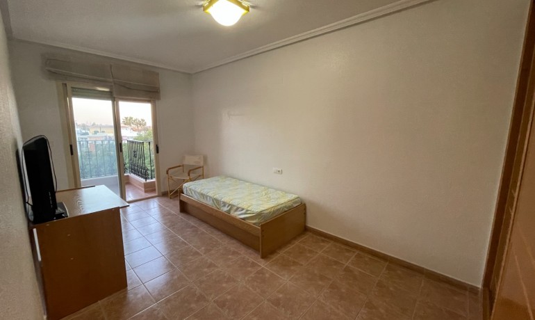 Herverkoop - Huis -
Almoradí - Almoradi