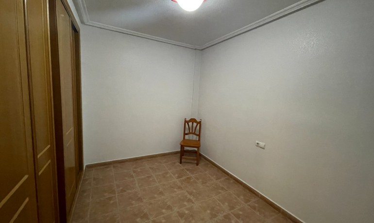 Herverkoop - Huis -
Almoradí - Almoradi