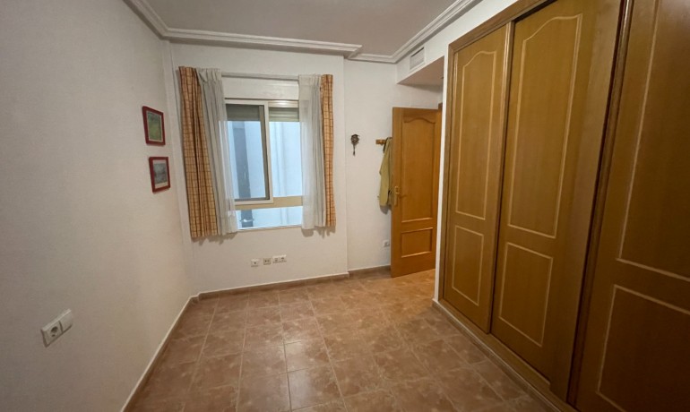 Herverkoop - Huis -
Almoradí - Almoradi