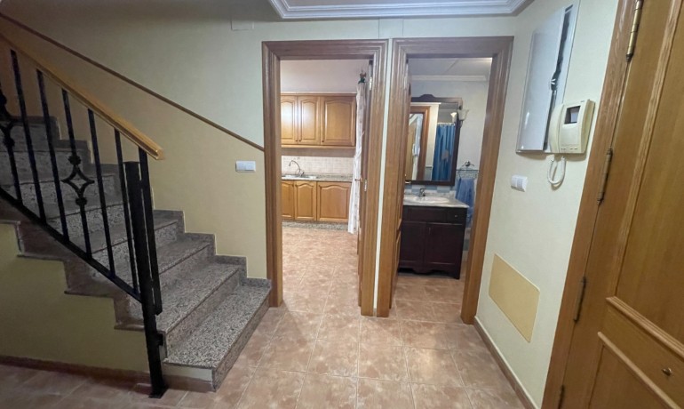 Herverkoop - Huis -
Almoradí - Almoradi