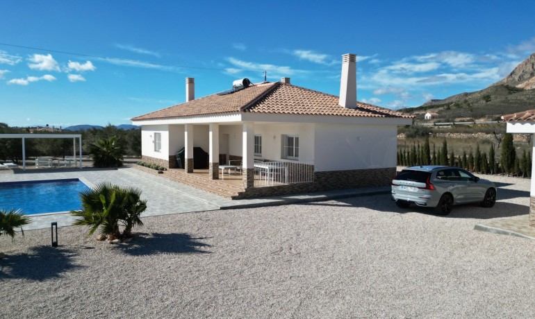 Herverkoop - Villa -
Macisvenda