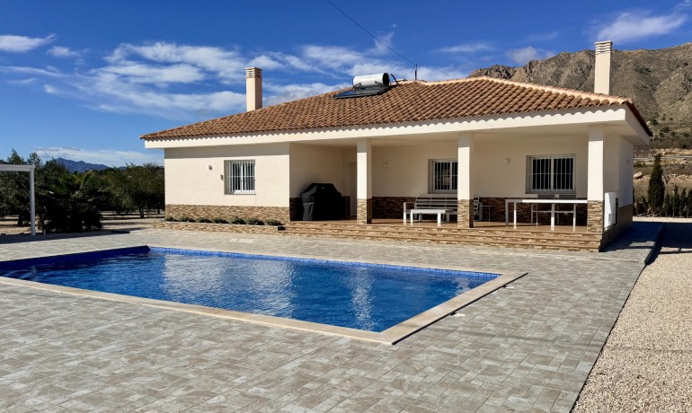 Herverkoop - Villa -
Macisvenda