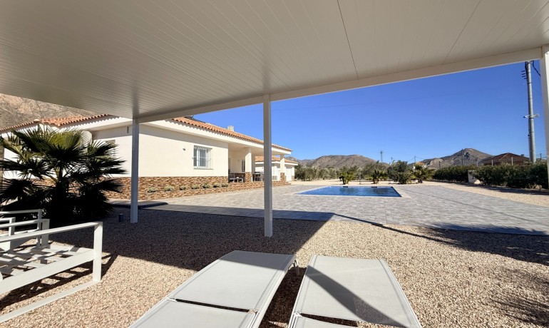 Herverkoop - Villa -
Macisvenda