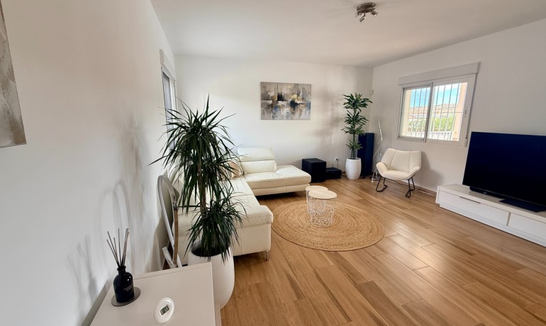 Herverkoop - Villa -
Macisvenda