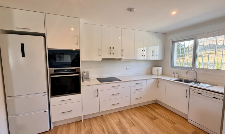 Herverkoop - Villa -
Macisvenda