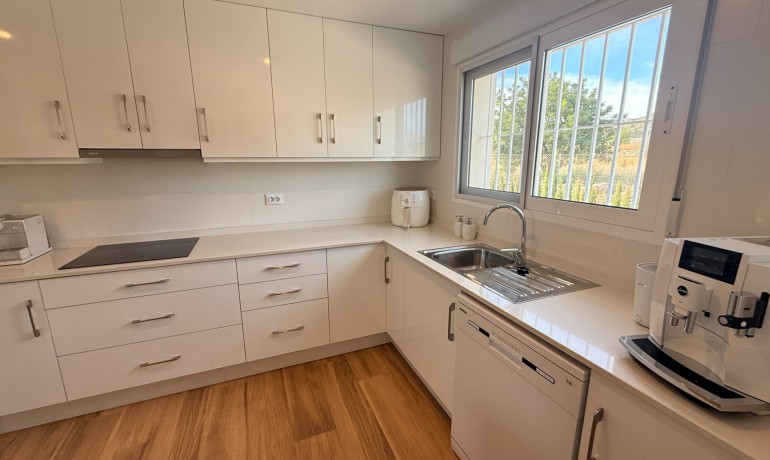 Herverkoop - Villa -
Macisvenda