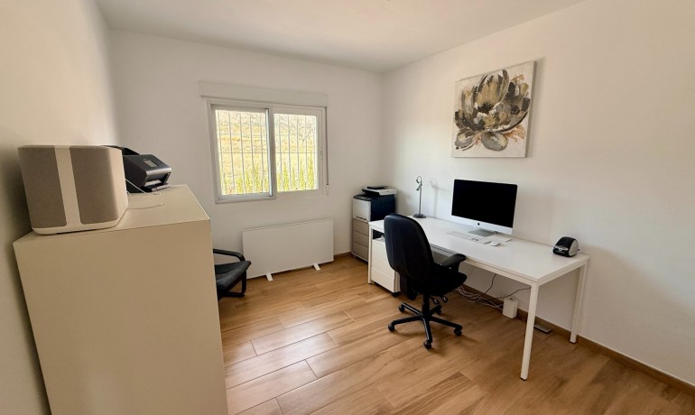 Herverkoop - Villa -
Macisvenda