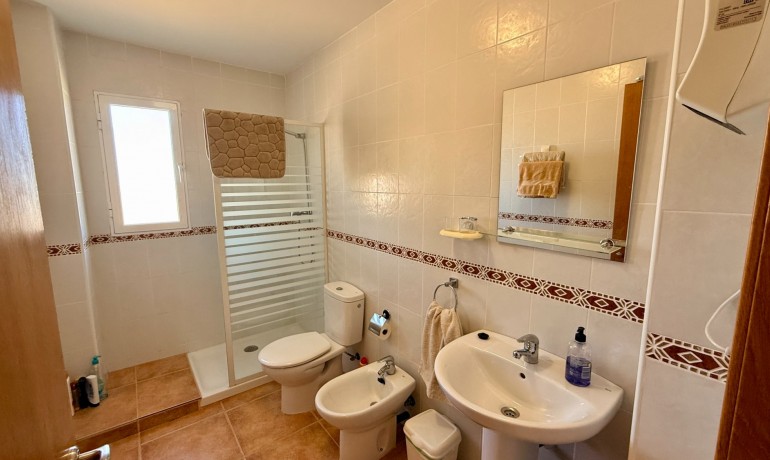 Herverkoop - Appartement / Flat -
Hondon de los frailes - Hondon de los Frailes*