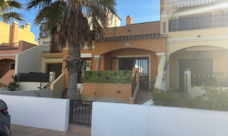 Herverkoop - Appartement / Flat -
Algorfa - La Finca Golf Resort