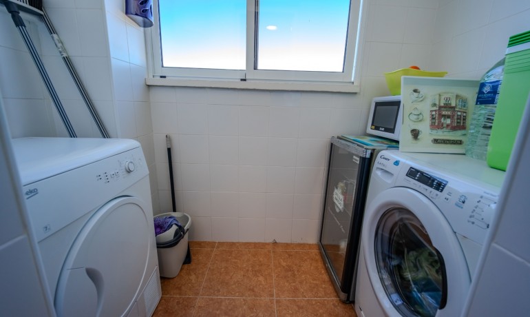 Venta - Apartamento / piso -
Guardamar del Segura - El Eden