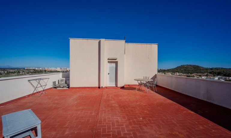 Venta - Apartamento / piso -
Guardamar del Segura - El Eden